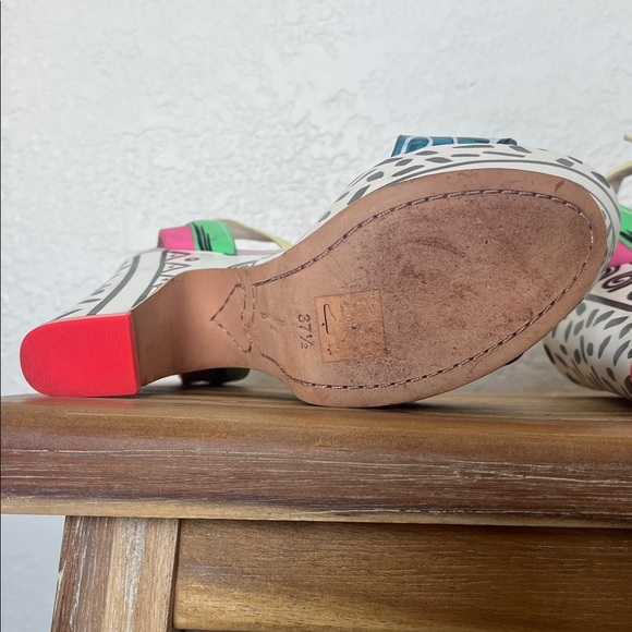 Sophia Webster Multicolor Graphic Platform Heels - Picture 9 of 10